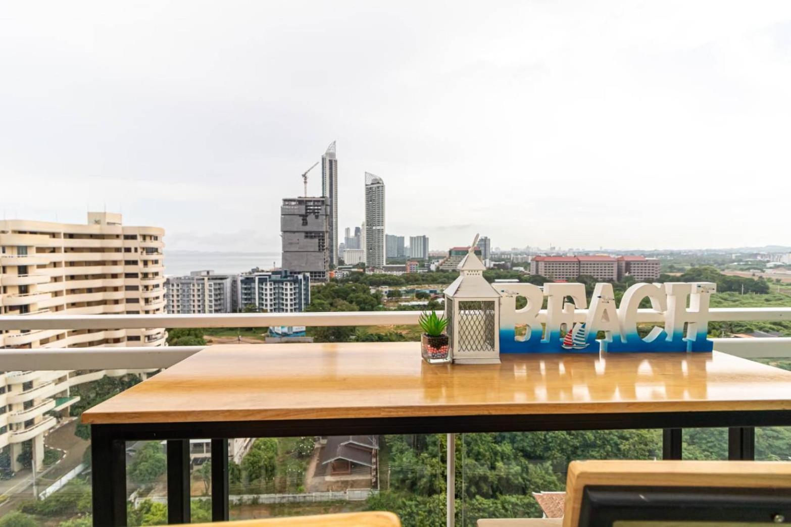 Residence By Hello Pattaya At Veranda Jomtien Beach Rum bild